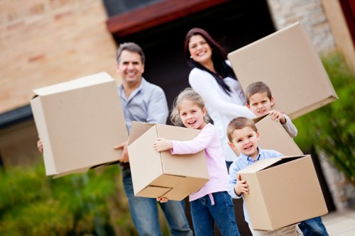 Removal van in Barnet for house and office moves