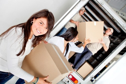 Prepared moving day with removal van support in Barnet